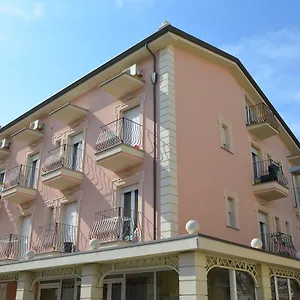 Aparthotel Uno Studio&suites